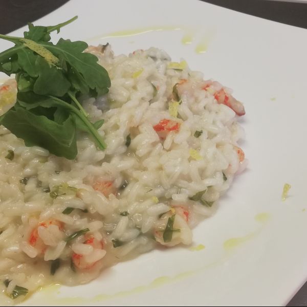Risotto con Gamberi di Fiume , Rucola e Zeste di Limone 
