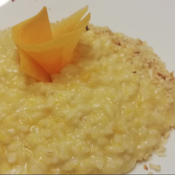 Risotto alla zucca con taleggio di Crodo e granella di nocciole
